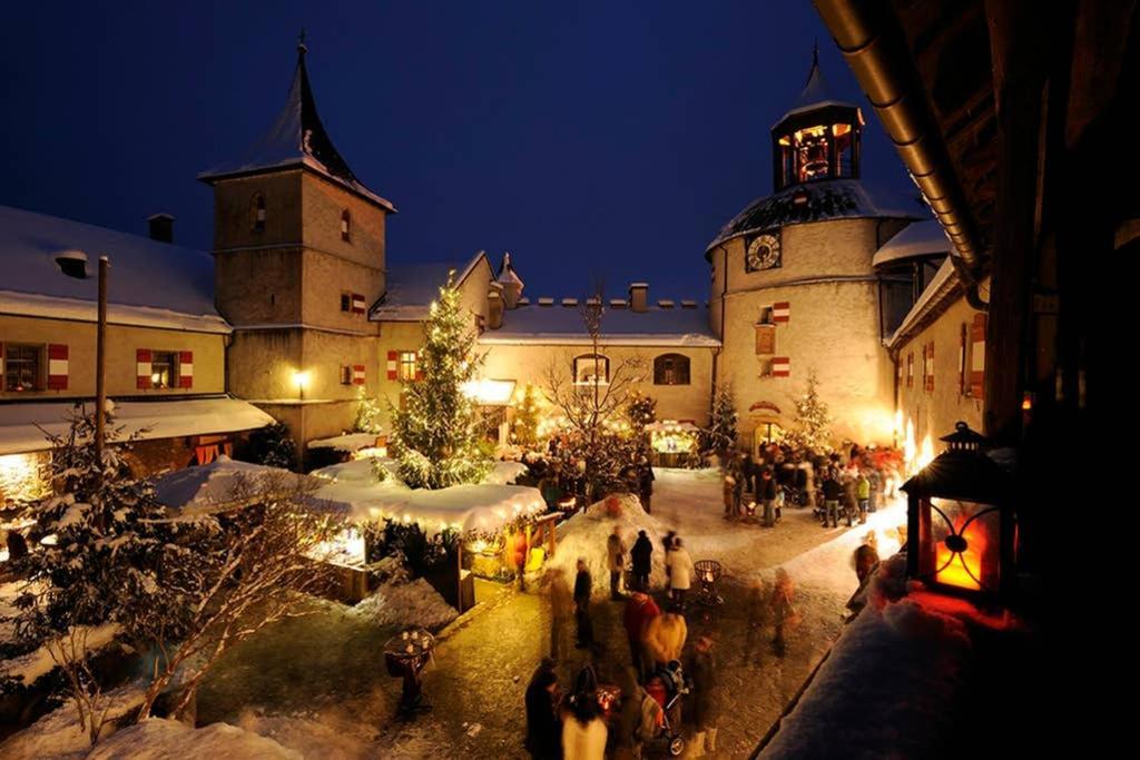 Alpenrelax Haus Weidmannsheil Wohnen Im Romantischen Forsthaus Werfen Exterior photo