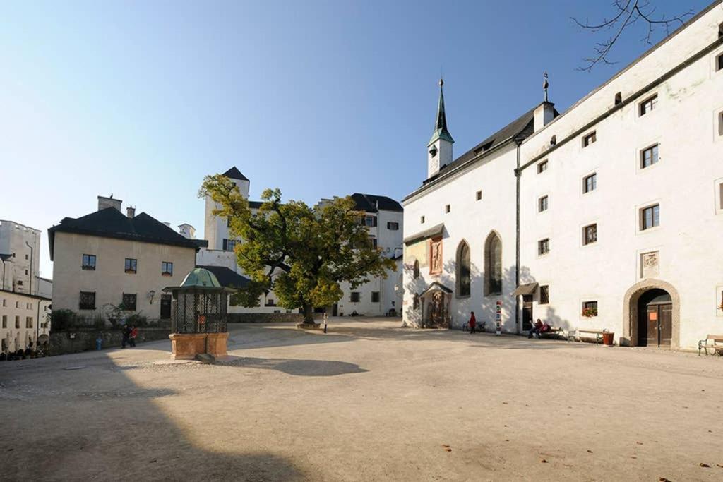 Alpenrelax Haus Weidmannsheil Wohnen Im Romantischen Forsthaus Werfen Exterior photo