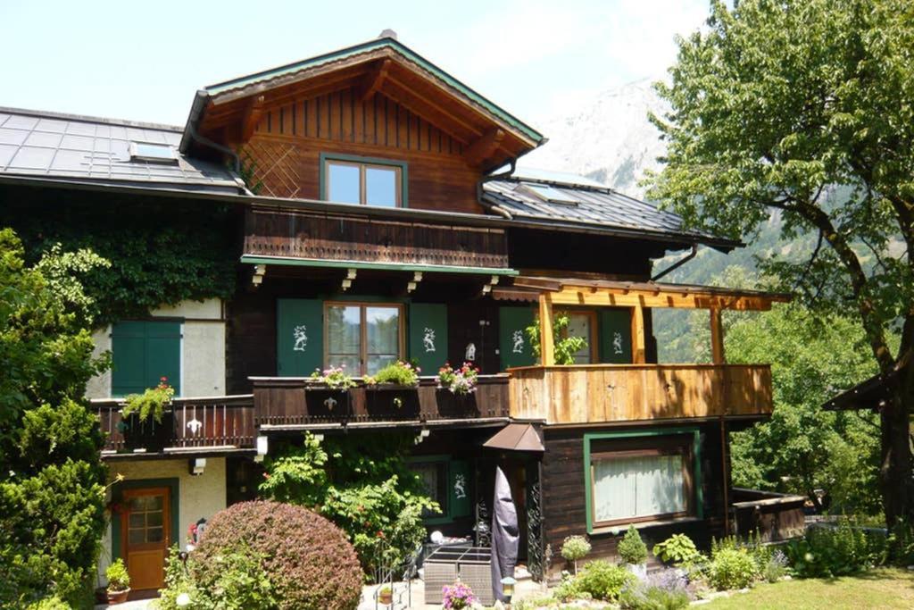 Alpenrelax Haus Weidmannsheil Wohnen Im Romantischen Forsthaus Werfen Exterior photo