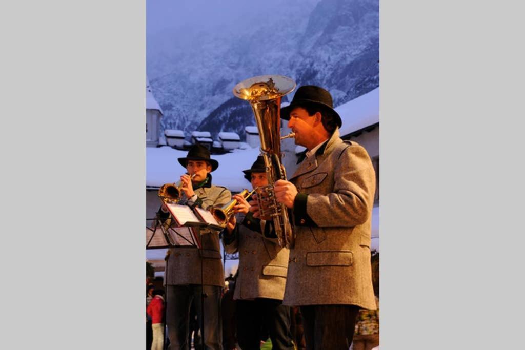 Alpenrelax Haus Weidmannsheil Wohnen Im Romantischen Forsthaus Werfen Exterior photo