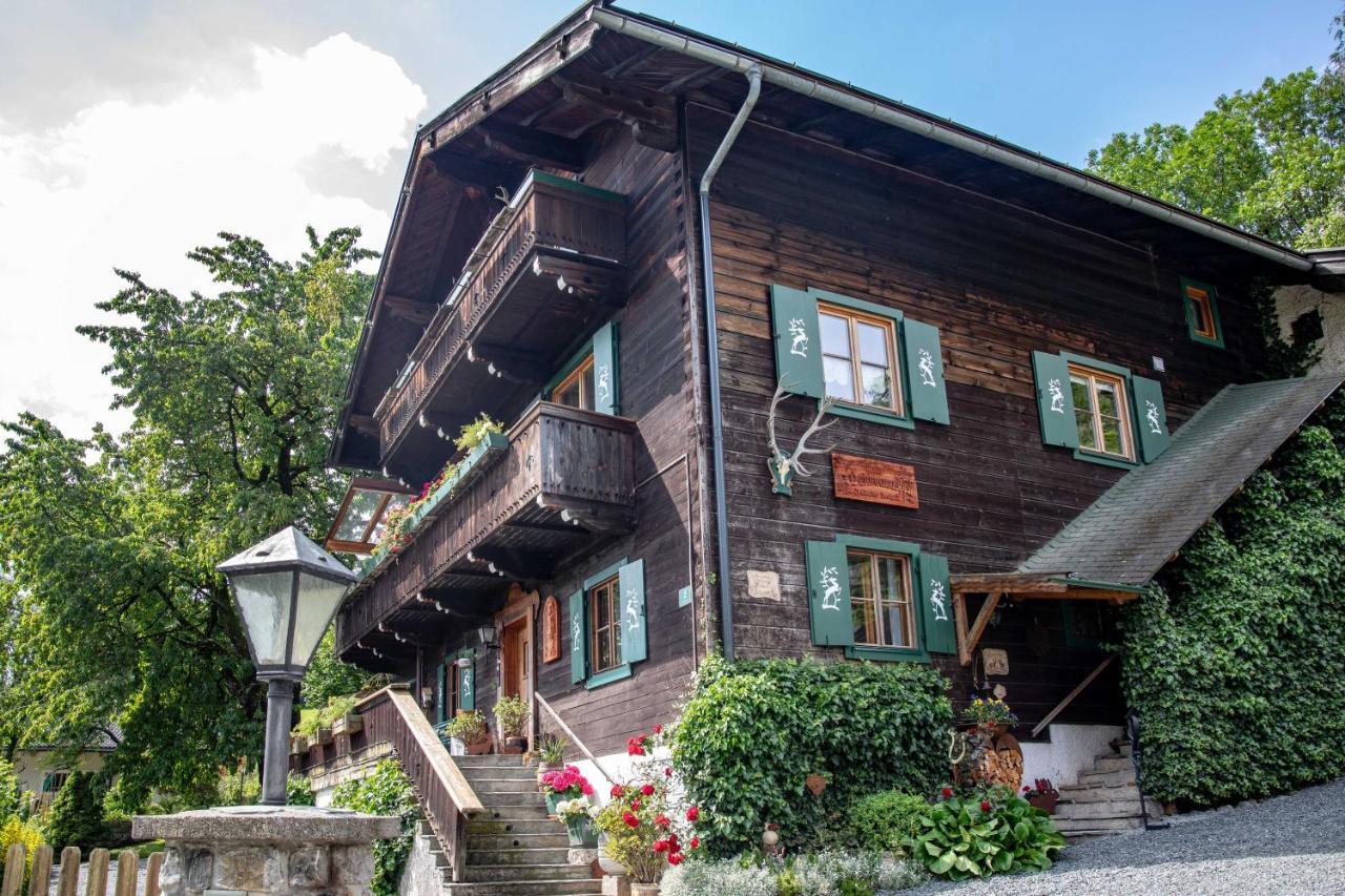 Alpenrelax Haus Weidmannsheil Wohnen Im Romantischen Forsthaus Werfen Exterior photo