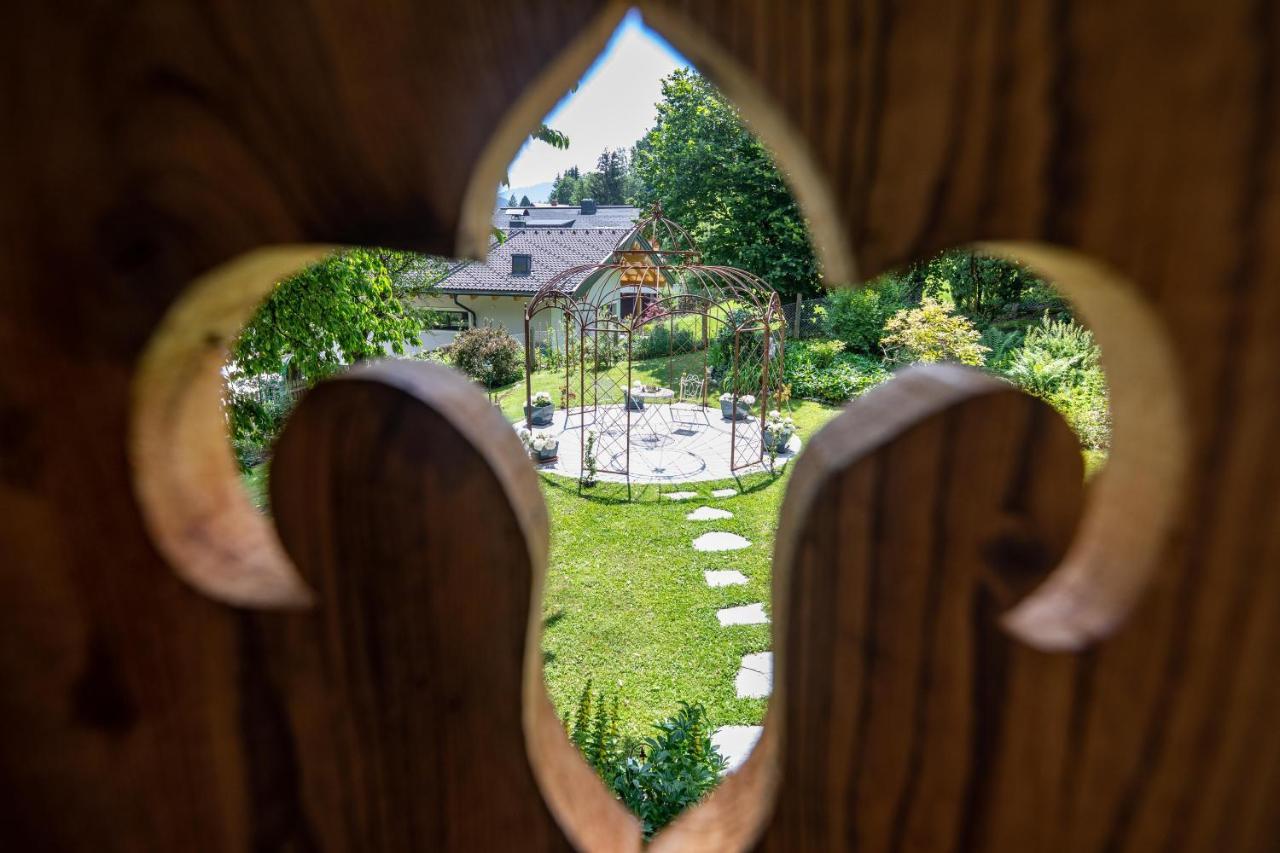 Alpenrelax Haus Weidmannsheil Wohnen Im Romantischen Forsthaus Werfen Exterior photo