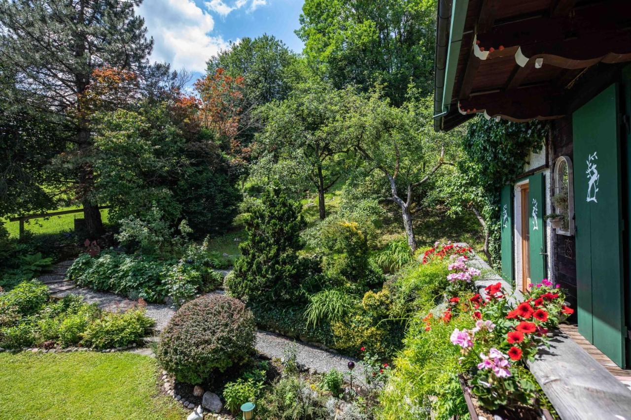 Alpenrelax Haus Weidmannsheil Wohnen Im Romantischen Forsthaus Werfen Exterior photo